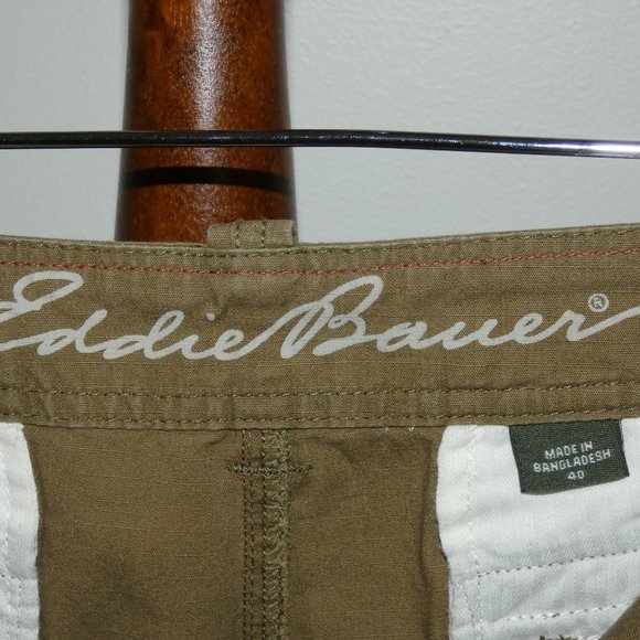Eddie Bauer Olive Green Cargo Shorts - Picture 2 of 4